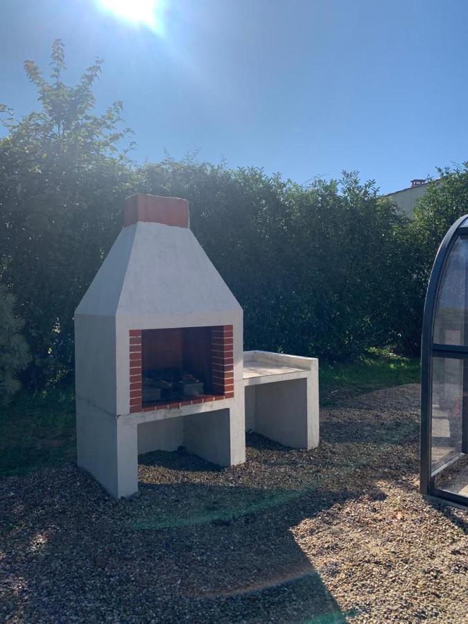 Maison Avec Jacuzzi Proche Plages Avrillé Esterno foto