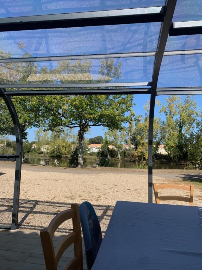 Maison Avec Jacuzzi Proche Plages Avrillé Esterno foto